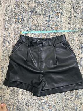 Zara Faux Leather Shorts Size XS Black Pleated Cuffed PU Tailored